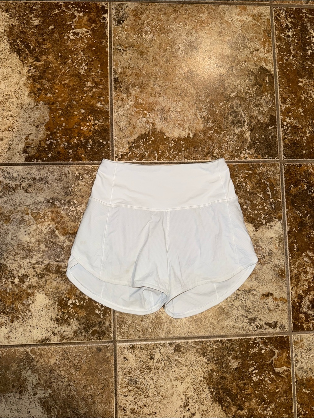 Lululemon Speed Up Short Long High-Rise *4"